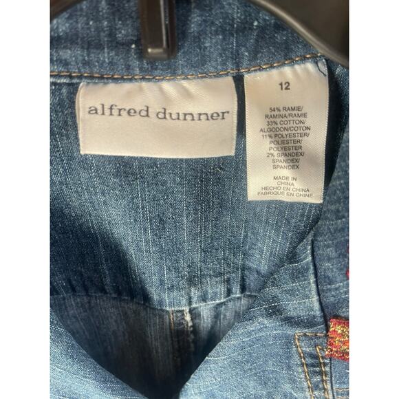 NWT Alfred Dunner Women’s Embellished Denim Vest Size 12 - Picture 9 of 9